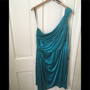 Vintage Torrid Teal off-shoulder jam. Few wears.